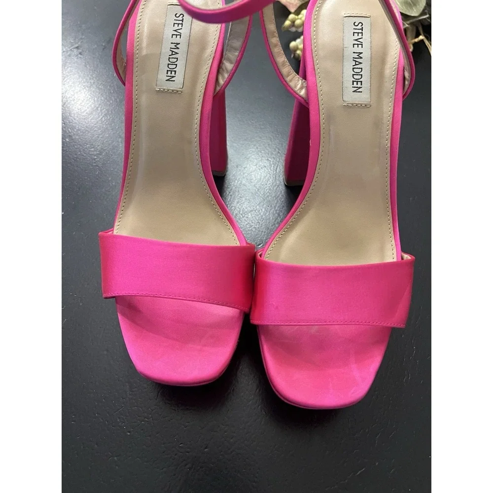 Steve Madden Lessa Satin Hot Pink Fabric Platform Ankle Strap Block Heel Sz 8.5M
